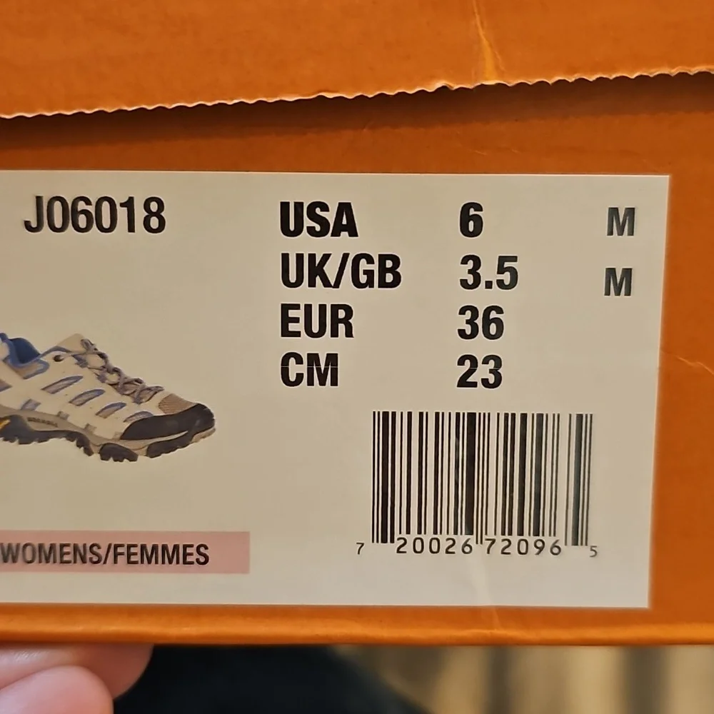 Merrell Gray and Blue Trail Shoes - Picture 10 of 10